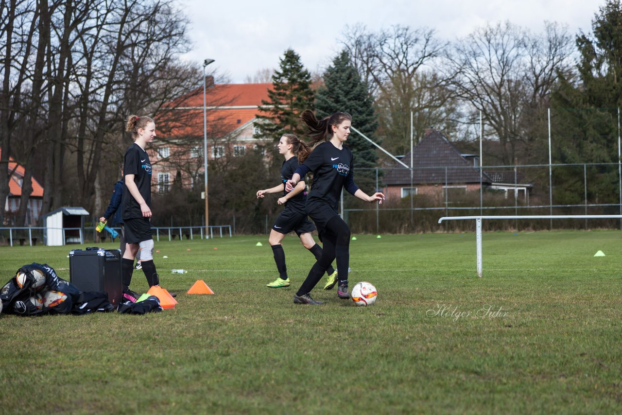 Bild 97 - C-Juniorinnen SV Steinhorst/Labenz - TSV Friedrichsberg-Busdorf : Ergebnis: 5:0